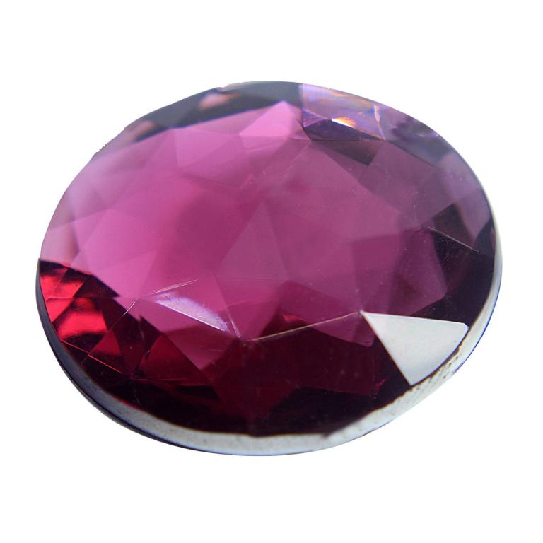 Large&#x20;round&#x20;amethyst&#x20;acrylic&#x20;rhinestone&#x20;with&#x20;a&#x20;faceted&#x20;surface&#x20;deep&#x20;purple&#x20;color&#x20;and&#x20;flat&#x20;back&#x20;featuring&#x20;a&#x20;shiny&#x20;finish.