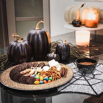 Élégance Hantée : Concevoir un Plateau de Douceurs d'Halloween Sophistiqué