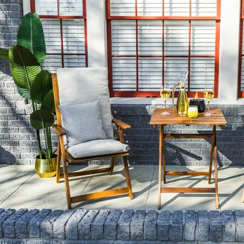Sparkle Outdoors: Aportando un estilo lujoso a patios y balcones pequeños