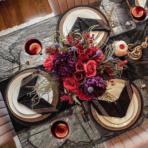 Velada&#x20;espeluznante&#x3A;&#x20;organiza&#x20;una&#x20;fiesta&#x20;de&#x20;Halloween&#x20;inquietantemente&#x20;glamurosa