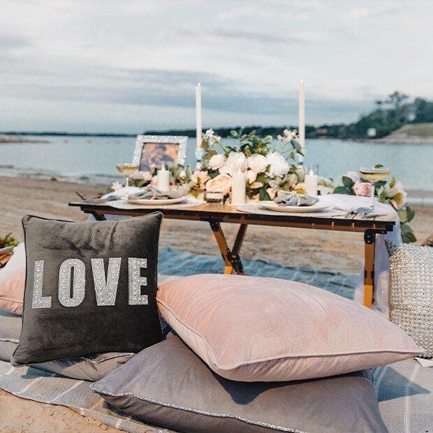 Refugio&#x20;resplandeciente&#x3A;&#x20;decoraci&#xF3;n&#x20;elegante&#x20;con&#x20;pedrer&#xED;a&#x20;para&#x20;noches&#x20;c&#xE1;lidas