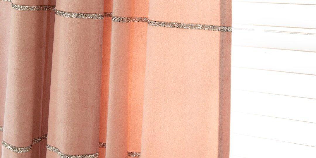 panneaux&amp;&#x23;x20&#x3B;de&amp;&#x23;x20&#x3B;rideaux&amp;&#x23;x20&#x3B;en&amp;&#x23;x20&#x3B;velours&amp;&#x23;x20&#x3B;p&amp;&#x23;xEA&#x3B;che&amp;&#x23;x20&#x3B;avec&amp;&#x23;x20&#x3B;bordure&amp;&#x23;x20&#x3B;en&amp;&#x23;x20&#x3B;strass&amp;&#x23;x20&#x3B;brillant&amp;&#x23;x20&#x3B;&amp;&#x23;xE0&#x3B;&amp;&#x23;x20&#x3B;la&amp;&#x23;x20&#x3B;lumi&amp;&#x23;xE8&#x3B;re&amp;&#x23;x20&#x3B;du&amp;&#x23;x20&#x3B;jour&amp;&#x23;x20&#x3B;douce