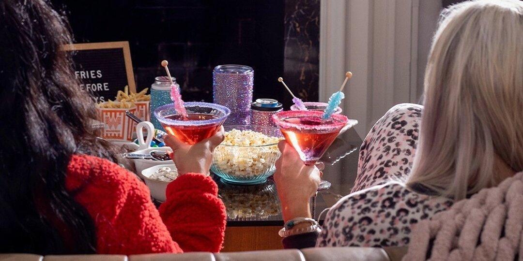 Barra&amp;&#x23;x20&#x3B;de&amp;&#x23;x20&#x3B;aperitivos&amp;&#x23;x20&#x3B;de&amp;&#x23;x20&#x3B;decoraciones&amp;&#x23;x20&#x3B;de&amp;&#x23;x20&#x3B;pedrer&amp;&#x23;xED&#x3B;a&amp;&#x23;x20&#x3B;de&amp;&#x23;x20&#x3B;Galentine&amp;&#x23;x20&#x3B;con&amp;&#x23;x20&#x3B;papas&amp;&#x23;x20&#x3B;fritas,&amp;&#x23;x20&#x3B;c&amp;&#x23;xF3&#x3B;cteles&amp;&#x23;x20&#x3B;de&amp;&#x23;x20&#x3B;roca&amp;&#x23;x20&#x3B;de&amp;&#x23;x20&#x3B;caramelo&amp;&#x23;x20&#x3B;y&amp;&#x23;x20&#x3B;decoraci&amp;&#x23;xF3&#x3B;n&amp;&#x23;x20&#x3B;festiva&amp;&#x23;x20&#x3B;para&amp;&#x23;x20&#x3B;fiestas